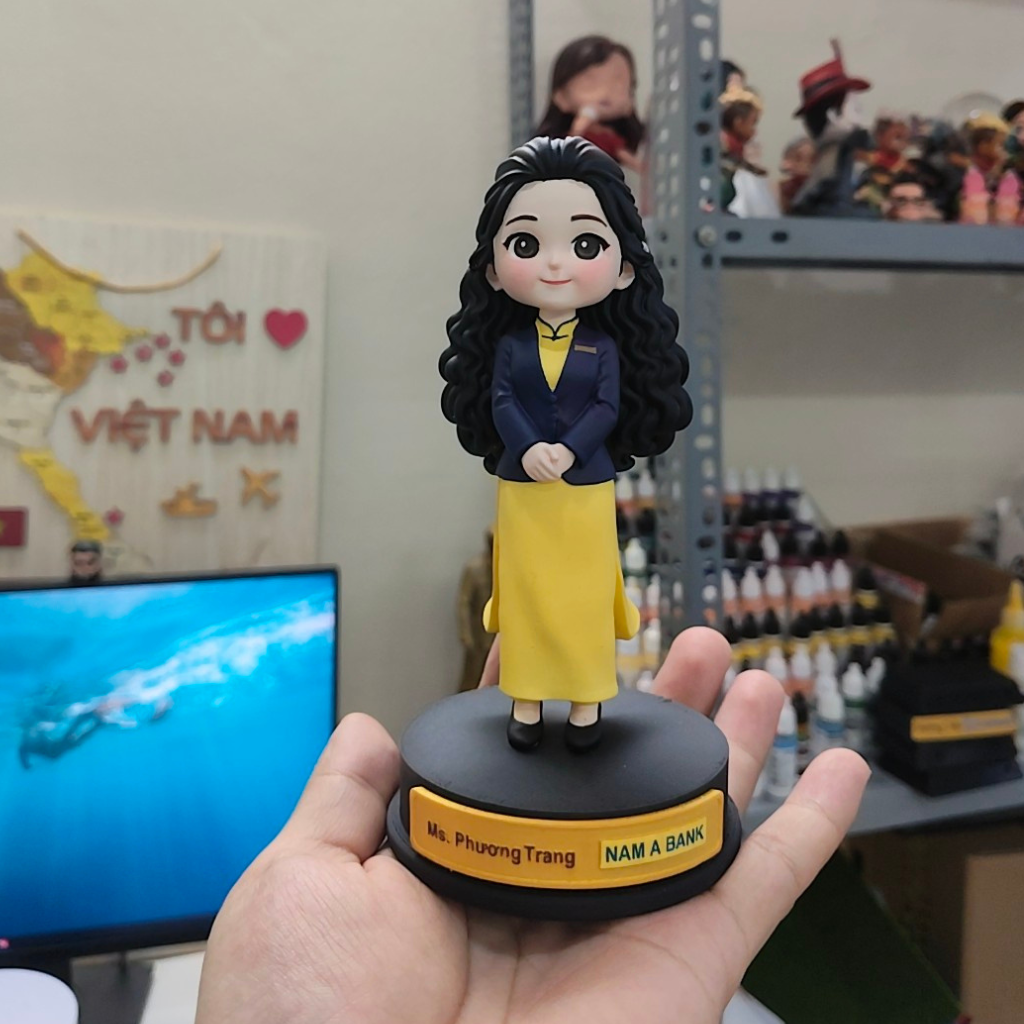 Doll banker 2